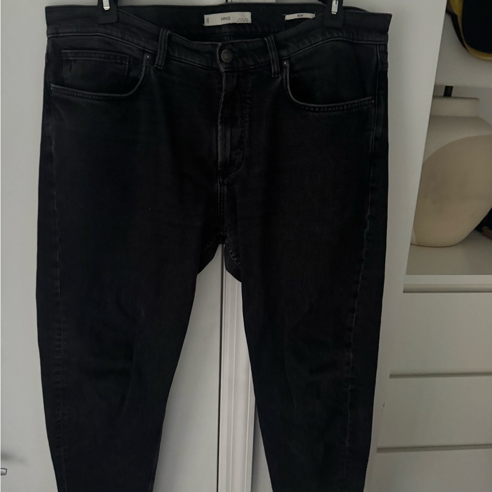 Mango Men's Black Wash Jeans